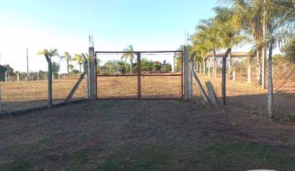 Chácara / sítio à venda no Dirceu (Distrito de Marilia), Marília  por R$ 200.000