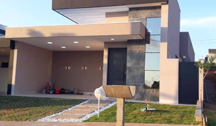 Casa com 3 quartos à venda na Avenida Professor José de Carvalho, Residencial Verana Parque Alvorada, Marília, 150 m2 por R$ 925.000