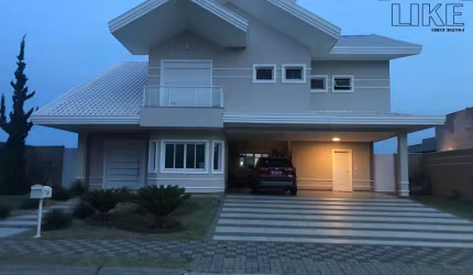 [Casa á Venda] [Condomínio Reserva Paratehy] [Terreno 700m² e com 366m² área construída]