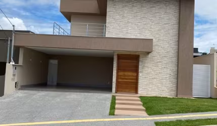 Sobrado no Condomínio Jardins Bolonha Sobrado com 4 Quarto(s) e 6 banheiro(s) à Venda, 211 por R$ 1.680.000 no setor Jardins Bolonha IN8411