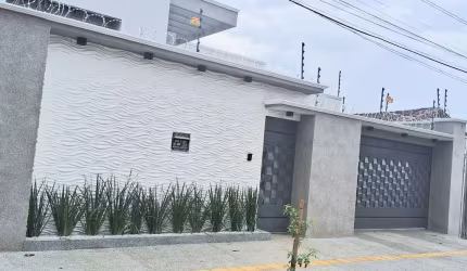 Casa Mansão 4 suítes no Jardim América  Casa de Rua com 4 Quarto(s) e 5 banheiro(s) à Venda, 230 por R$ 2.000.000 no setor Jardim América TA24381
