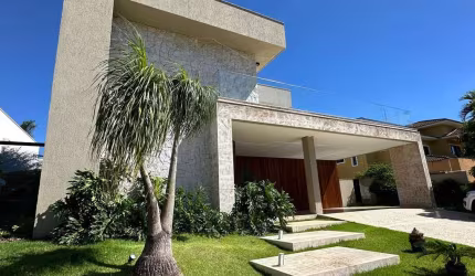 Sobrado Alphaville Goiás Casa em Condomínio com 5 Quarto(s) e 8 banheiro(s) à Venda, 601 por R$ 6.900.000 no setor Residencial Alphaville Flamboyant ST24448