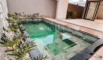 Pedro  Casa em Condomínio com 3 Quarto(s) e 5 banheiro(s) à Venda, 251.41 por R$ 1.896.000 no setor Jardins Bolonha  AX24665