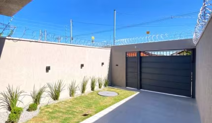 Casa Térrea de 130m2 com Hidromassagem Casa de Rua com 3 Quarto(s) e 3 banheiro(s) à Venda, 130 por R$ 515.000 no setor Independência AU26863