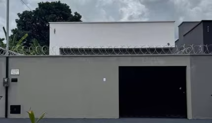 Casa setor marista trindade (Valdenir) Casa de Rua com 1 Quarto(s) e 2 banheiro(s) à Venda, 75 por R$ 265.000 no setor Setor Jardim Marista AD27347