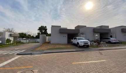 Les Arcs Residencial - Senador Canedo Casa em Condomínio com 3 Quarto(s) e 2 banheiro(s) à Venda, 90 por R$ 350.000 no setor Sítios Vale das Brisas AX28049