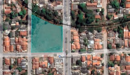 Área 5.679m, Vila São Sebastião - Senador Canedo Área / Terreno à Venda, 5679 por R$ 2.700.000 no setor Vila Sao Sebastiao IN28472