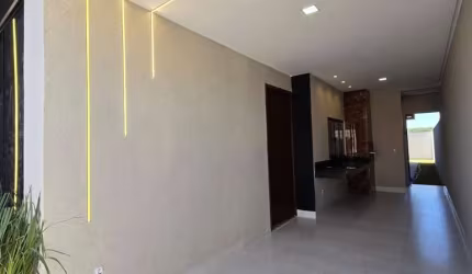 Casa Térrea Mont Serrat  Casa de Rua com 3 Quarto(s) e 2 banheiro(s) à Venda, 128 por R$ 550.000 no setor Jardim Mont Serrat IN28547