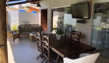 Casa com 5 dormitórios para alugar, 220 m² por R$ 10.813,00/mês - Guarajuba - Camaçari/BA