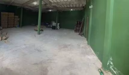 Galpão, 440 m² - venda por R$ 395.000,00 ou aluguel por R$ 4.500,00/mês - Centro - Simões Filho/BA
