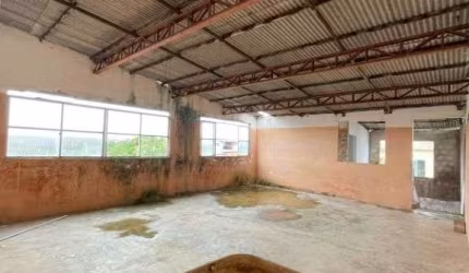 Casa com 5 dormitórios à venda, 586 m² por R$ 330.000,00 - Cajazeiras - Salvador/BA