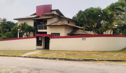 Casa Alto Padrão com 4 quartos (4 suítes)
