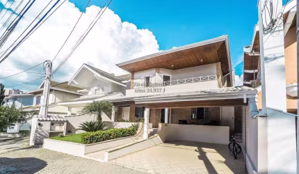 Sobrado Jd. Aquarius, 3 suítes, 360 m² terreno