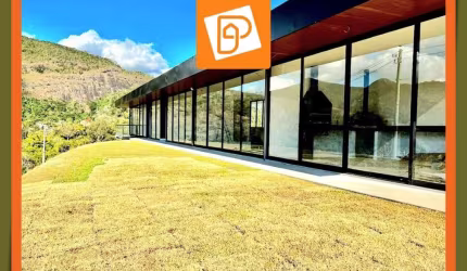 Itaipava, Petrópolis, RJ- Casa em &#224; venda com 3 quartos. Imóvel NOVO.