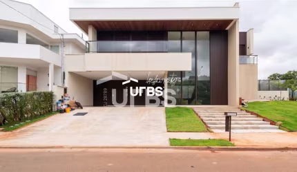Sobrado Exclusivo no Jardins Lisboa – Lote de Esquina, Frente para a Mata!