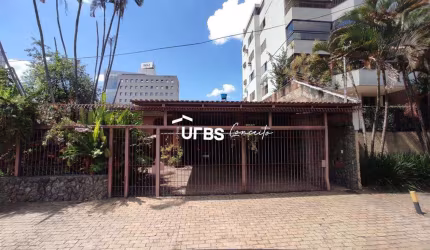 Imerso no coração do Setor Marista, reside uma oportunidade incrível - Residência na Av. 136