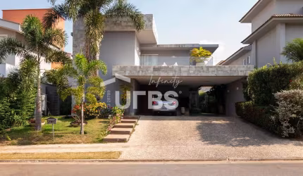 Amplo sobrado à venda no jardins valência