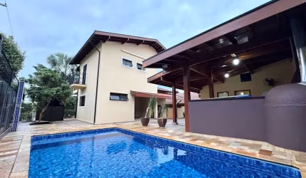Santa Olívia - Casa à venda no condomínio Terras de Santa Olívia em Araras/SP