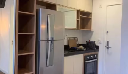 Studio Mobiliado próximo ao metro Luz