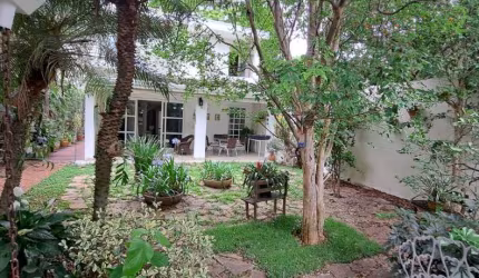 Sobrado para venda e locação com 4 quartos, sendo 2 suítes, 322m²