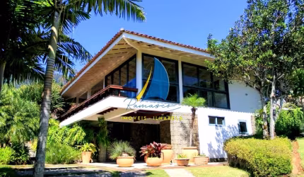 CONDOMÍNIO EM ILHABELA - ALTO PADRÃO