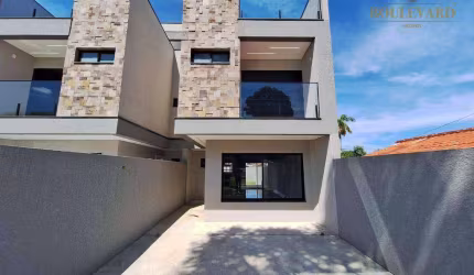 Sobrado novo com quintal e 3 dormitórios à venda, 125 m² por R$ 899.000 - Xaxim - Curitiba/PR