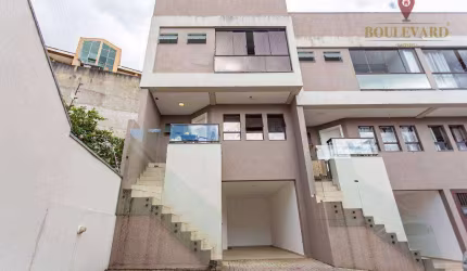 Sobrado em condomínio fechado com 3 dormitórios à venda, 138 m² por R$ 980.000 - Guabirotuba - Curitiba/PR