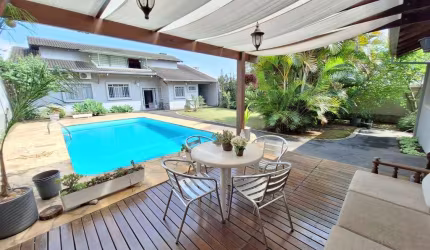 Santa Felicidade, Casa Térrea 226m²,  piscina, terreno 712m², 4 quartos, suíte, à venda, Curitiba,