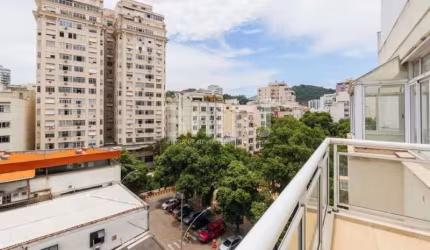 COBERTURA DÚPLEX, INDEVASSÁVEL, REGULARIZADA.