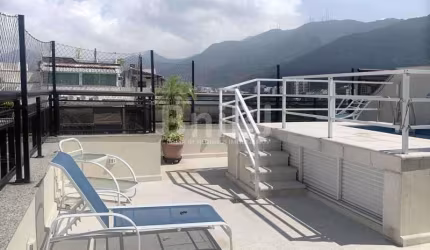 SENSACIONAL COBERTURA DUPLEX DE 324m2, 4 QUARTOS, 2 SUITE, 2 VAGAS, NA LAGOA - RIO DE JANEIRO - RJ