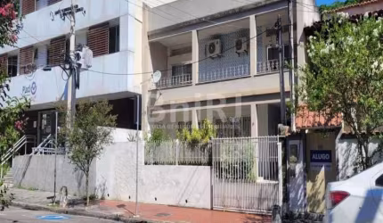OPORTUNIDADE - CASA PADRÃO 2 PAVIMENTOS COM PISCINA  E EDÍCULA DUPLEX