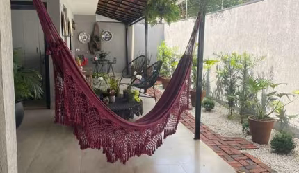 Casa à venda na Zona 02.