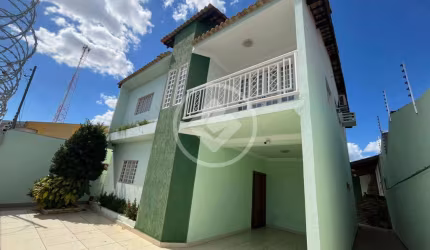 Vende-se ou Aluga Sobrado - 3 suítes - 270 m² - Porteira fechada - 5 minutos do centro político. - Morada do Ouro 2  - Cuiabá MT - Venda: R$ 850.000,00 codigo: 103758