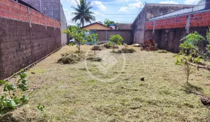 Excelente terreno no bairro Jardim Imperial II, murado, com portão e toda infraestrutura, asfalto, energia, água e saneamento. codigo: 112183