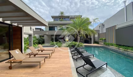 Casa com 7 suítes no Módulo 12 da Riviera codigo: 92463
