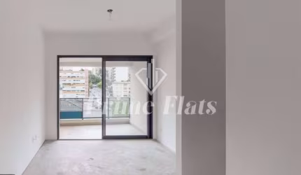 Apartamento disponível para venda no Condomínio Benedito Pinheiros, com 27m², 1 dormitório e 1 vaga de garagem