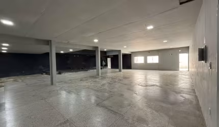 Galpão para locação no Turu na São Luís Rei de França Tereno 45X20 900 metros