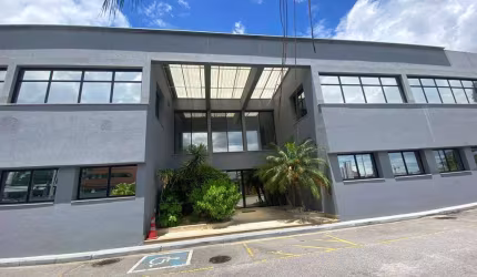 Prédio Comercial com 3.000m² em Alphaville - Barueri - SP
