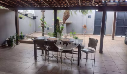 Casa com 3 dormitórios à venda, 185 m² por R$ 650.000,00 - Jardim Nova Veneza - Sumaré/SP