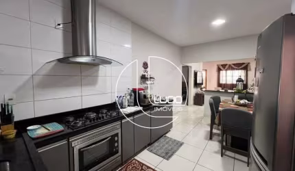 Casa com 3 quartos à venda na Rua PB 25, Parque Brasília 2ª Etapa, Anápolis, 140 m2 por R$ 395.000