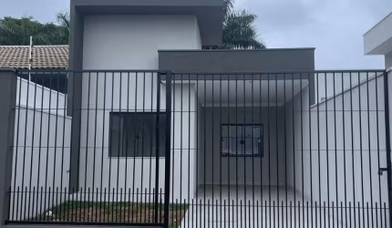 Casa  Recém Construída com 3 quartos , 1 Suíte, 2 Banheiros no Jardim Imperador em Maringá
