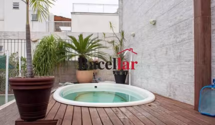 Casa com 5 quartos à venda na Rua Araxá, Grajaú, Rio de Janeiro, 365 m2 por R$ 1.350.000