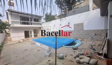 Casa com 6 quartos à venda na Rua Mário Calderaro, Engenho de Dentro, Rio de Janeiro, 178 m2 por R$ 790.000