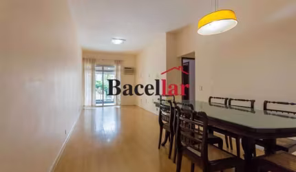 Apartamento com 3 quartos à venda na Rua João Alfredo, Tijuca, Rio de Janeiro, 118 m2 por R$ 699.999