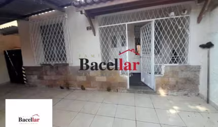 Casa com 3 quartos à venda na Rua Adail, Bonsucesso, Rio de Janeiro, 70 m2 por R$ 550.000