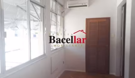 Apartamento com 1 quarto para alugar na Rua Conde de Bonfim, Tijuca, Rio de Janeiro, 50 m2 por R$ 1.700