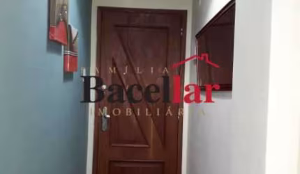 Apartamento com 2 quartos à venda na Avenida Maracanã, Tijuca, Rio de Janeiro, 65 m2 por R$ 245.000