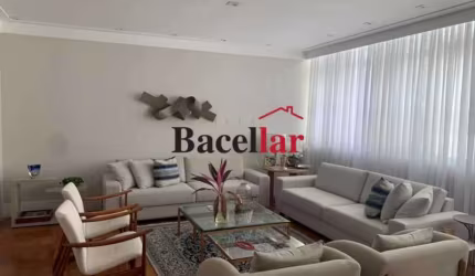 Apartamento com 3 quartos à venda na Rua Itacuruçá, Tijuca, Rio de Janeiro, 160 m2 por R$ 1.370.000