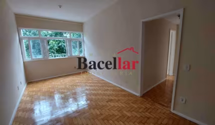 Apartamento com 2 quartos para alugar na Rua Soares da Costa, Tijuca, Rio de Janeiro, 73 m2 por R$ 2.100