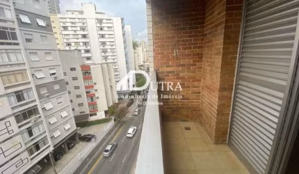 Apartamento mobiliado de 2 dormitórios a uma quadra da praia do Boqueirão